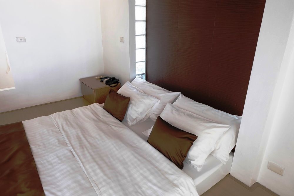 Ohana Resort and Restaurant Rayong Bagian luar foto