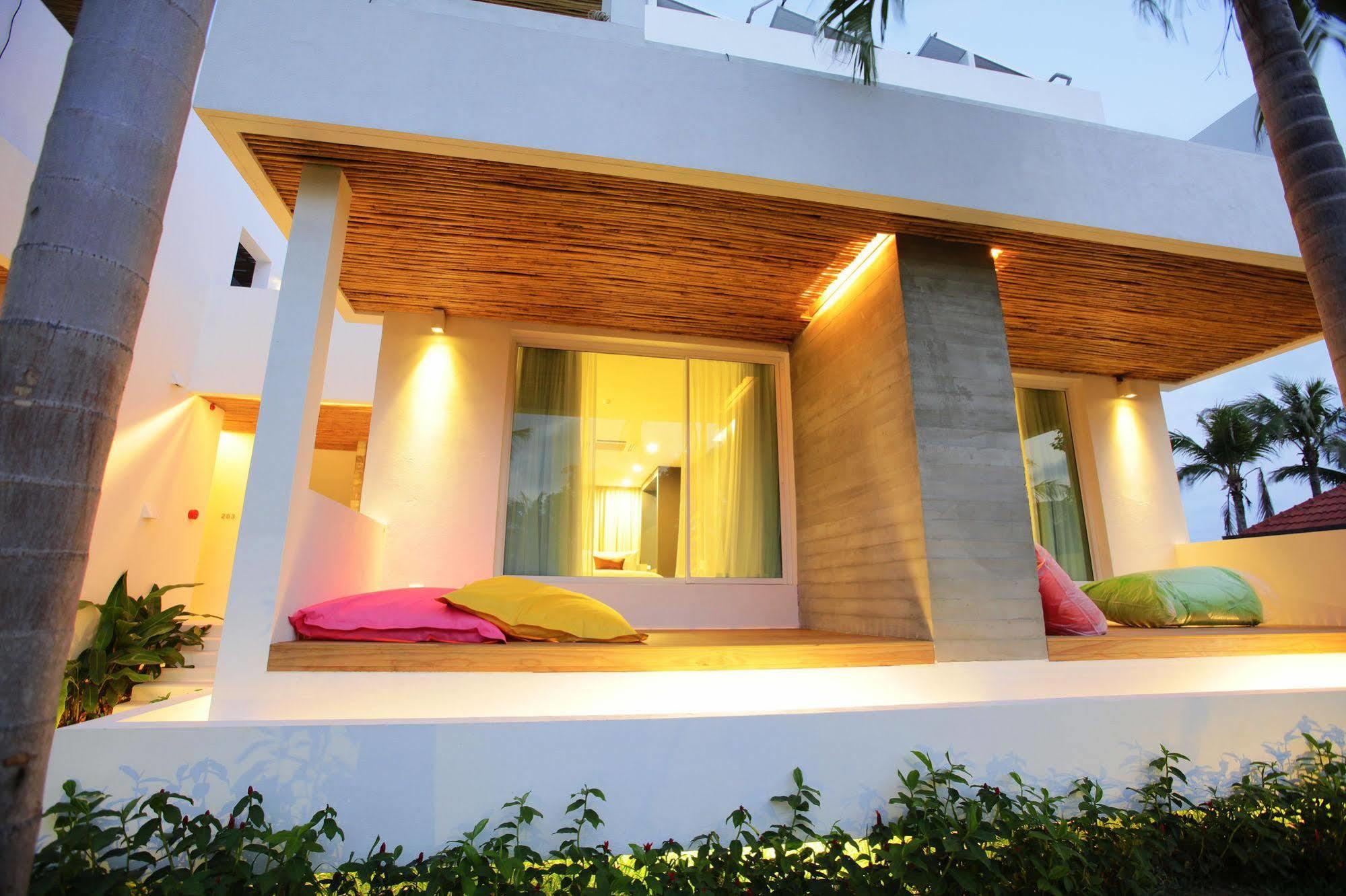 Ohana Resort and Restaurant Rayong Bagian luar foto